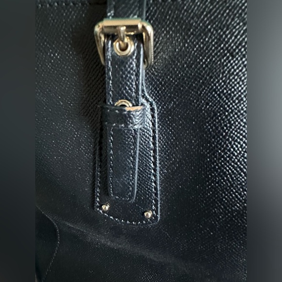 Michael Kors Voyager Medium Crossgrain Leather Tote Bag - Picture 8 of 12